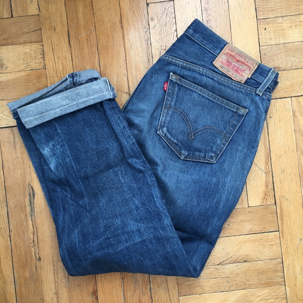 The PERFECT distressed vintage Levi’s